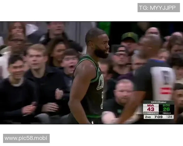 布朗27分 凯尔特人战胜热火